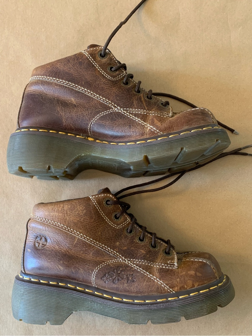 Y2K Vintage Chunky Heel Flower Power Brown Leather Doc Martens Size 7 Size 38